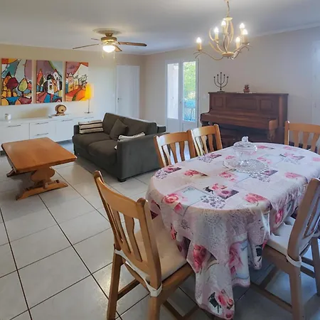 3 Bedroom Gorgeous In Chinian