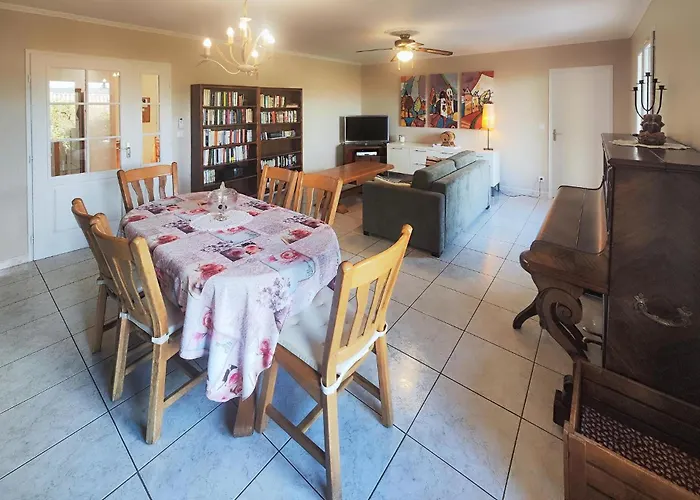 Pet Friendly In Chinian With Wifi *